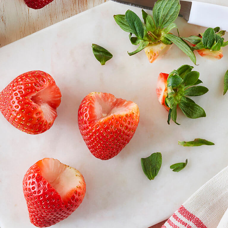 How to make strawberry hearts